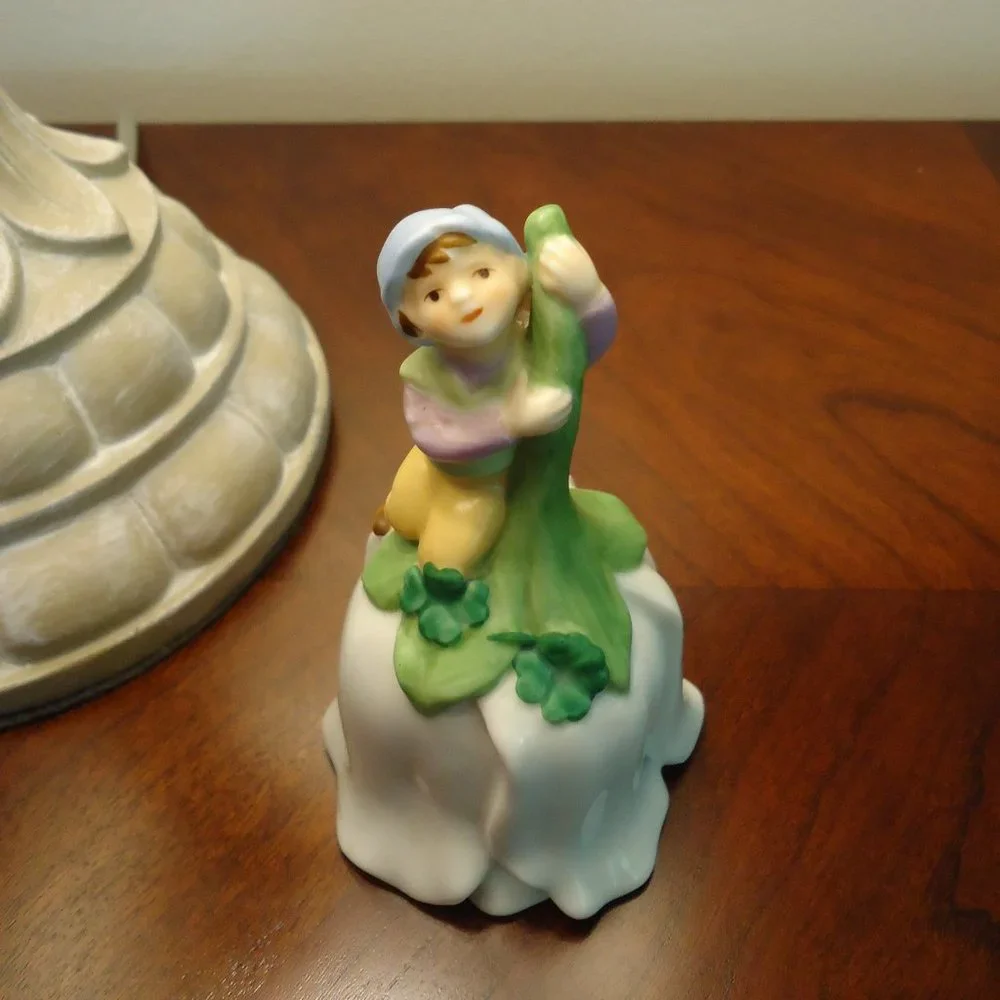 Avon Elf Bell 1983